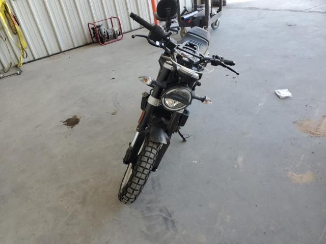 2018 Husqvarna Svartpilen 401