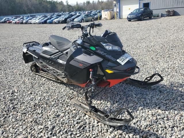 2021 Skidoo 2021 Skidoo Renegade