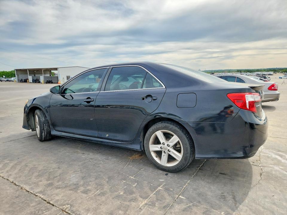 2013 Toyota Camry se