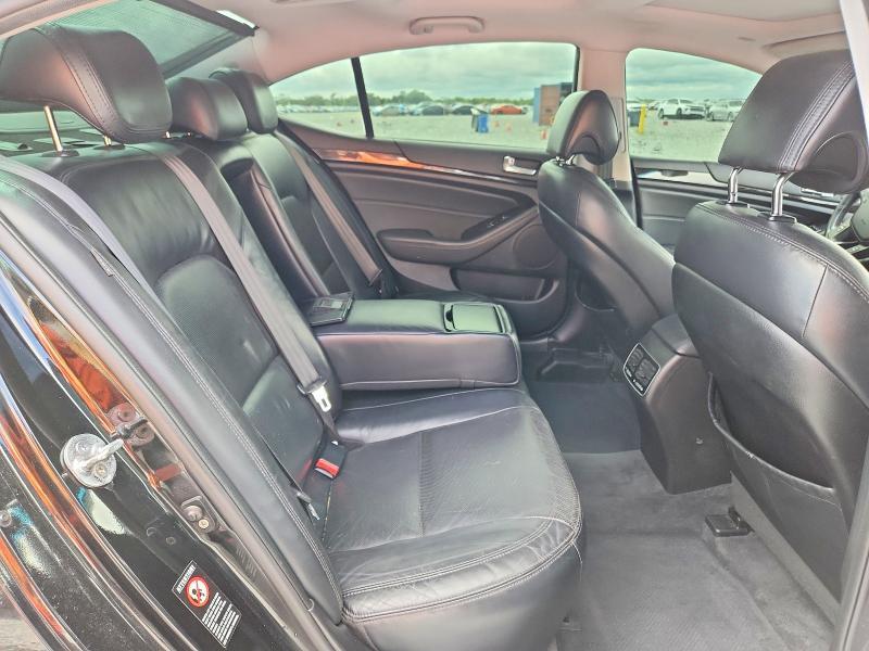 2014 KIA Cadenza Premium