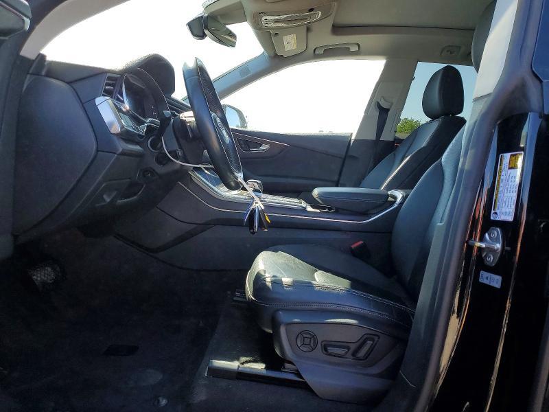 2019 Audi Q8 Premium Plus