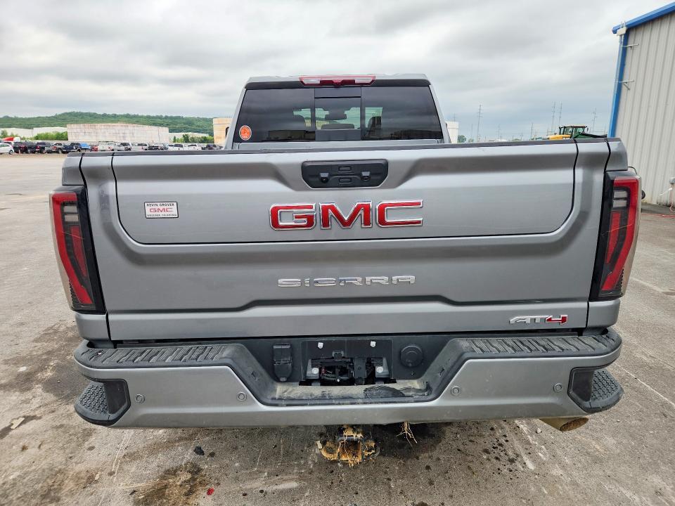 2026 GMC Sierra K2500 AT4