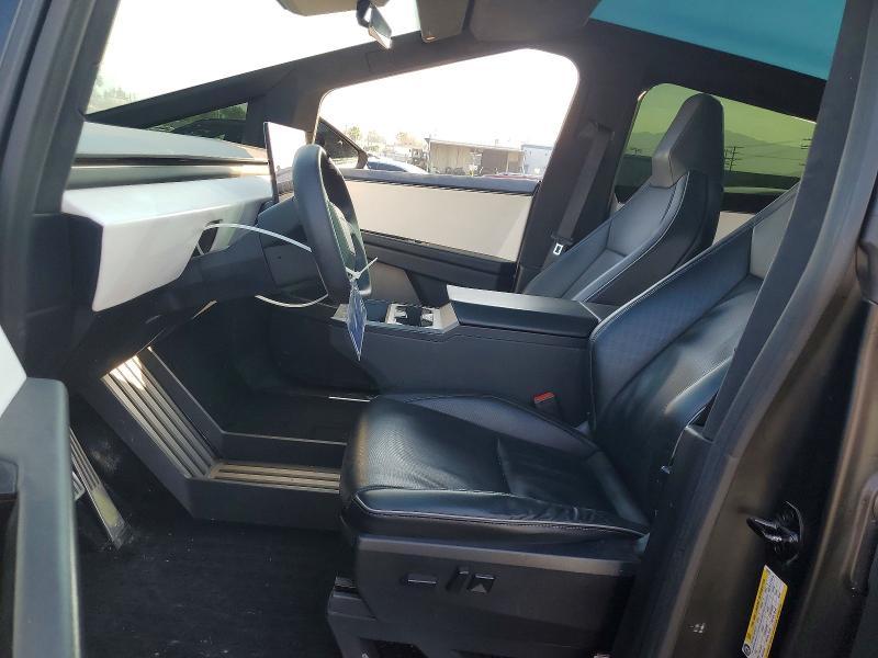 2024 Tesla Cybertruck