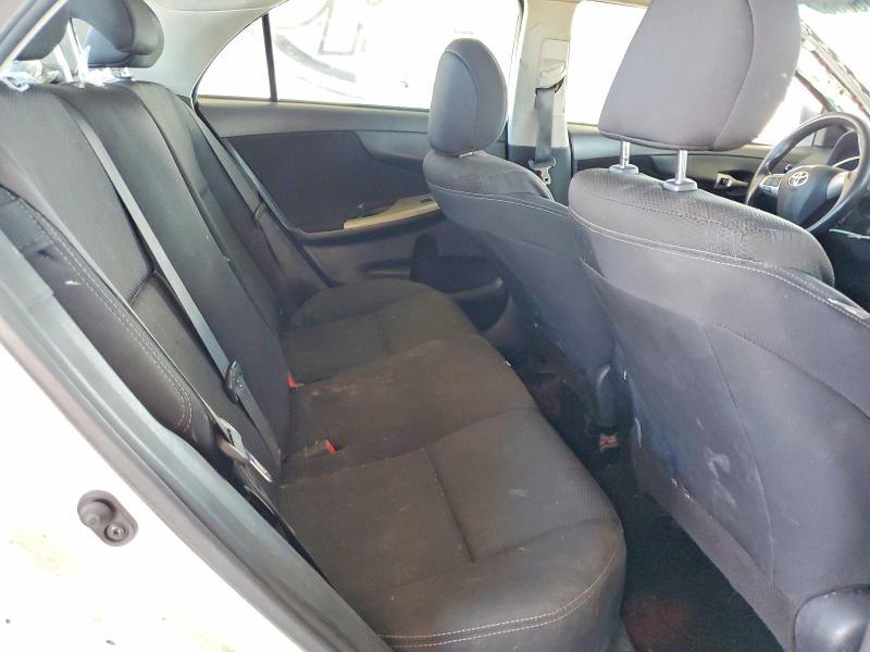 2013 Toyota Corolla s