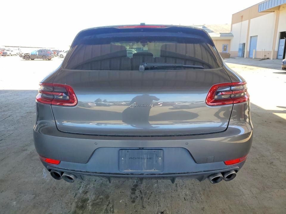 2015 Porsche Macan s