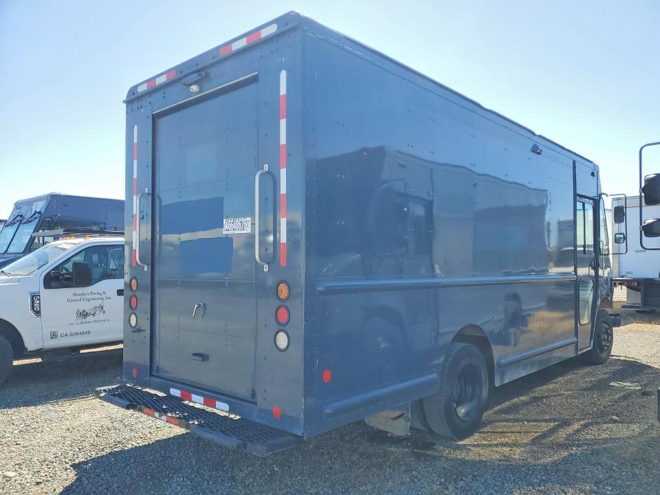 2020 Freightliner MT45G Chassis Delivery Truck