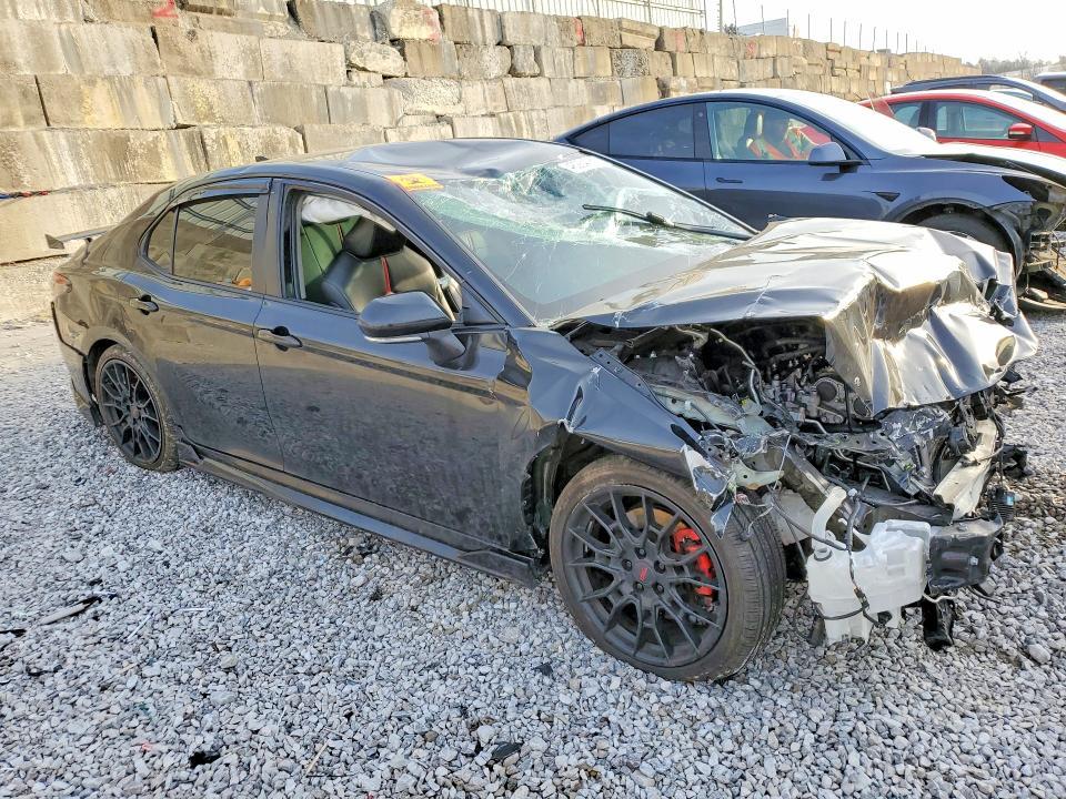 2021 Toyota Camry trd