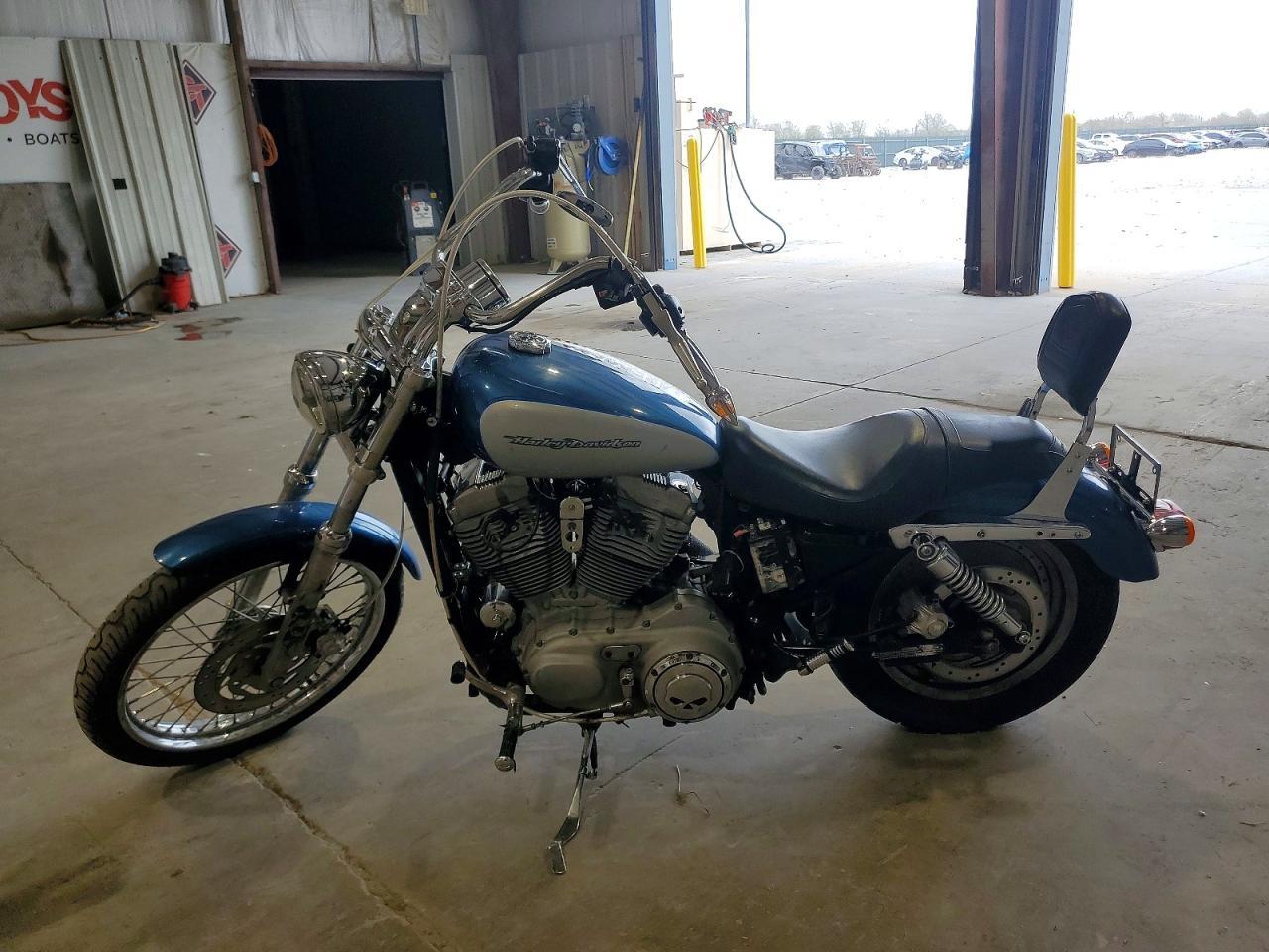 2006 Harley-Davidson XL883 C