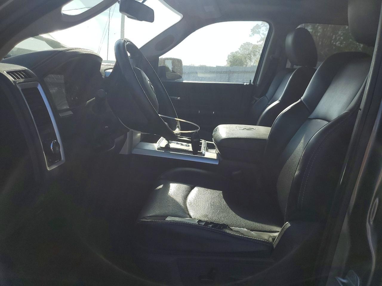 2012 Dodge RAM 1500 Sport