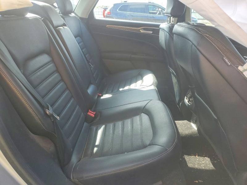 2018 Ford Fusion se Hybrid