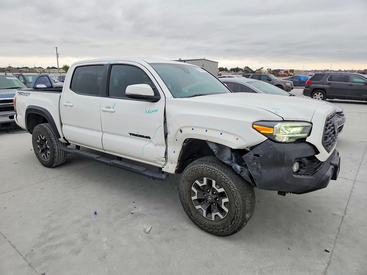 2023 Toyota Tacoma TRD OFF-Road