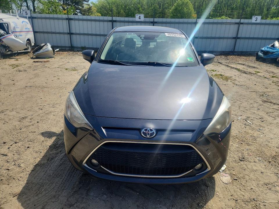 2019 Toyota Yaris le