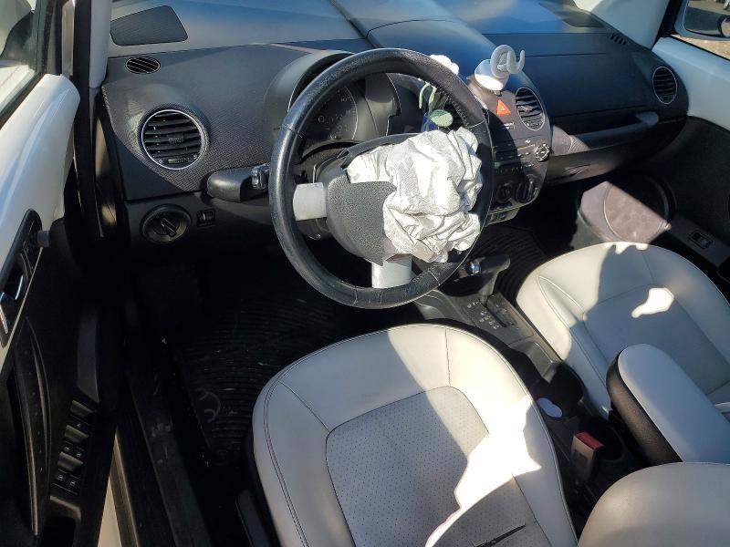 2007 Volkswagen New Beetle Triple White