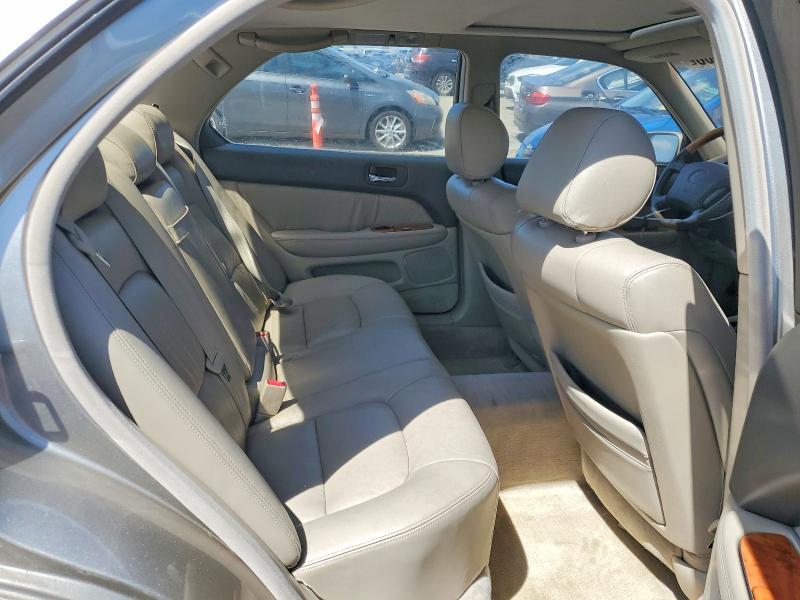 2000 Lexus Ls 400