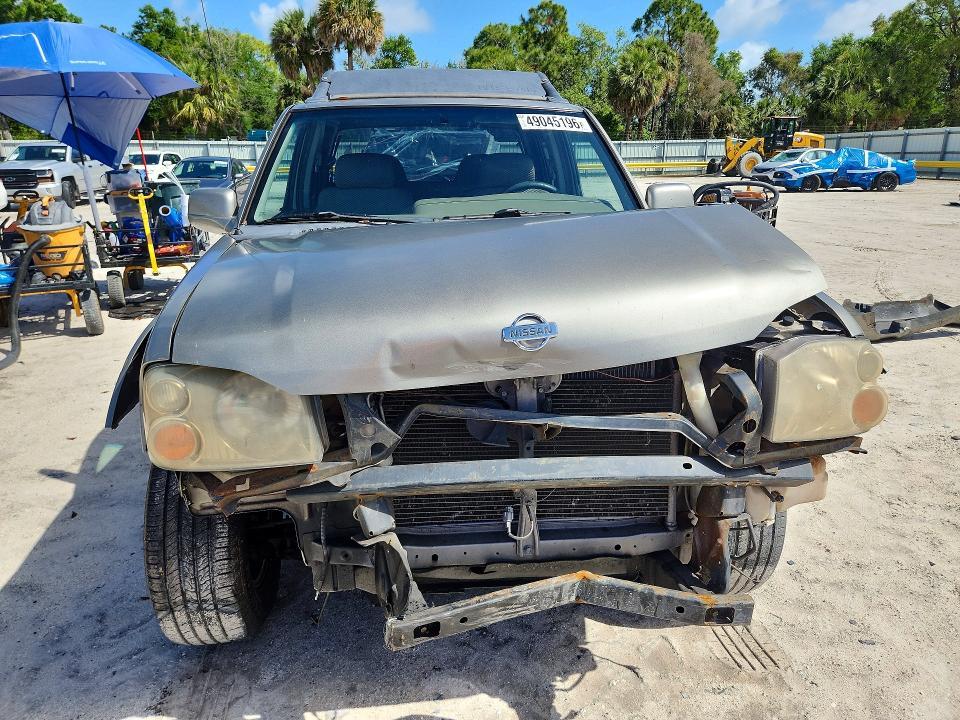 2001 Nissan Frontier XE
