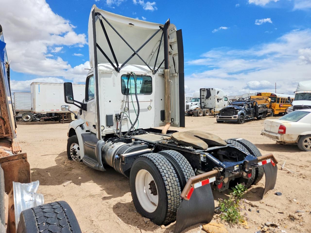 2018 Peterbilt 579 Semi Truck