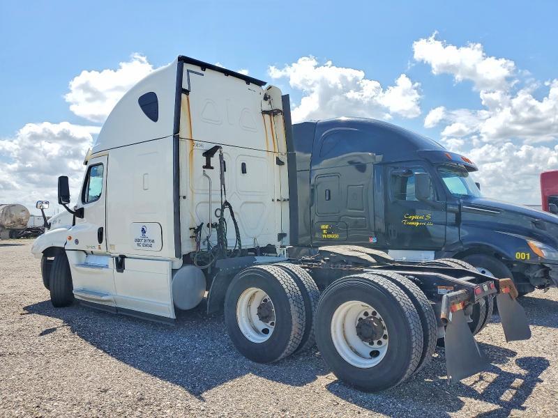 2019 Freightliner Cascadia 125 Semi Truck