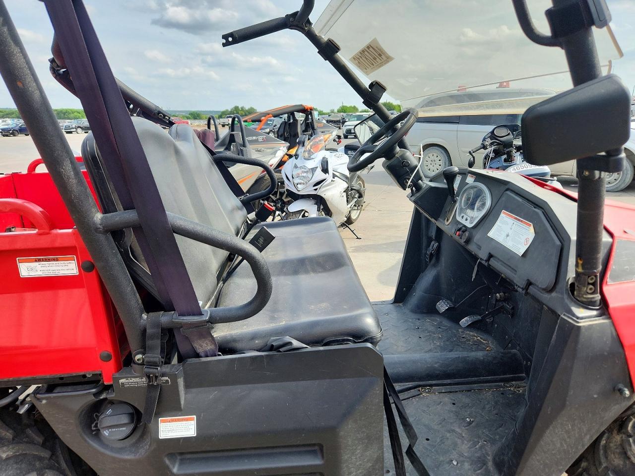 2000 Hisun Utility Vehicle