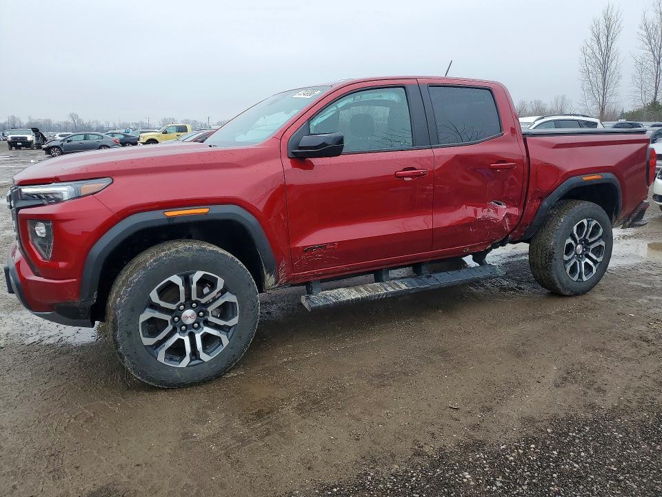 2023 GMC Canyon AT4 Crew Cab 4WD