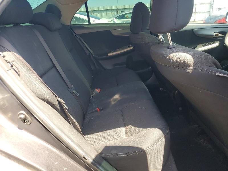2013 Toyota Coroalla