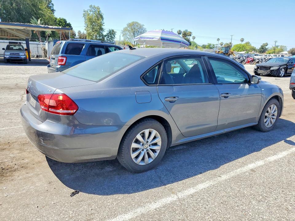 2014 Volkswagen Passat s