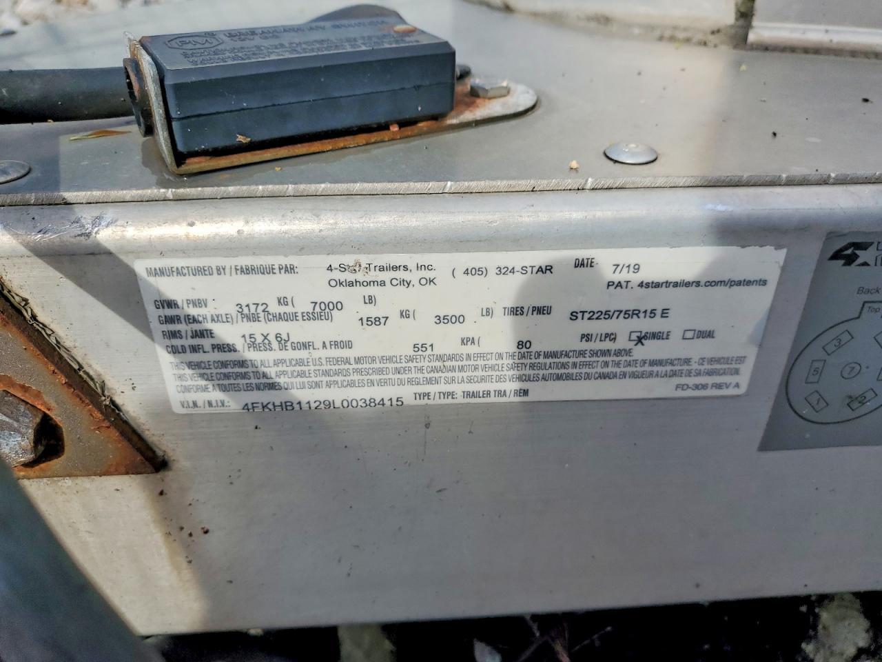 2020 Four Winds Star FD-306 Livestock Trailer