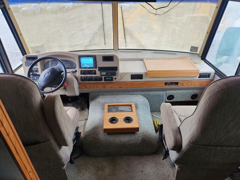 2002 Winn 2002 Ford F550 Super Duty RV