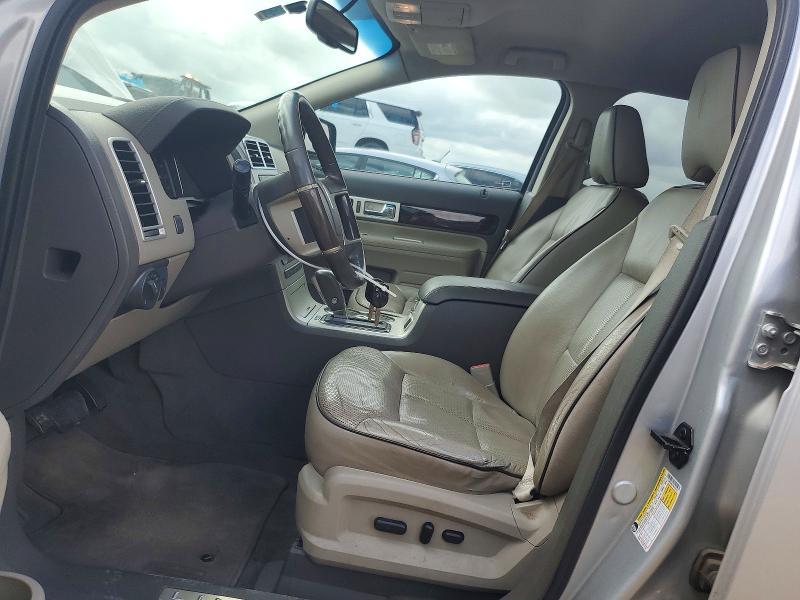 2009 Lincoln Townhouse MKX