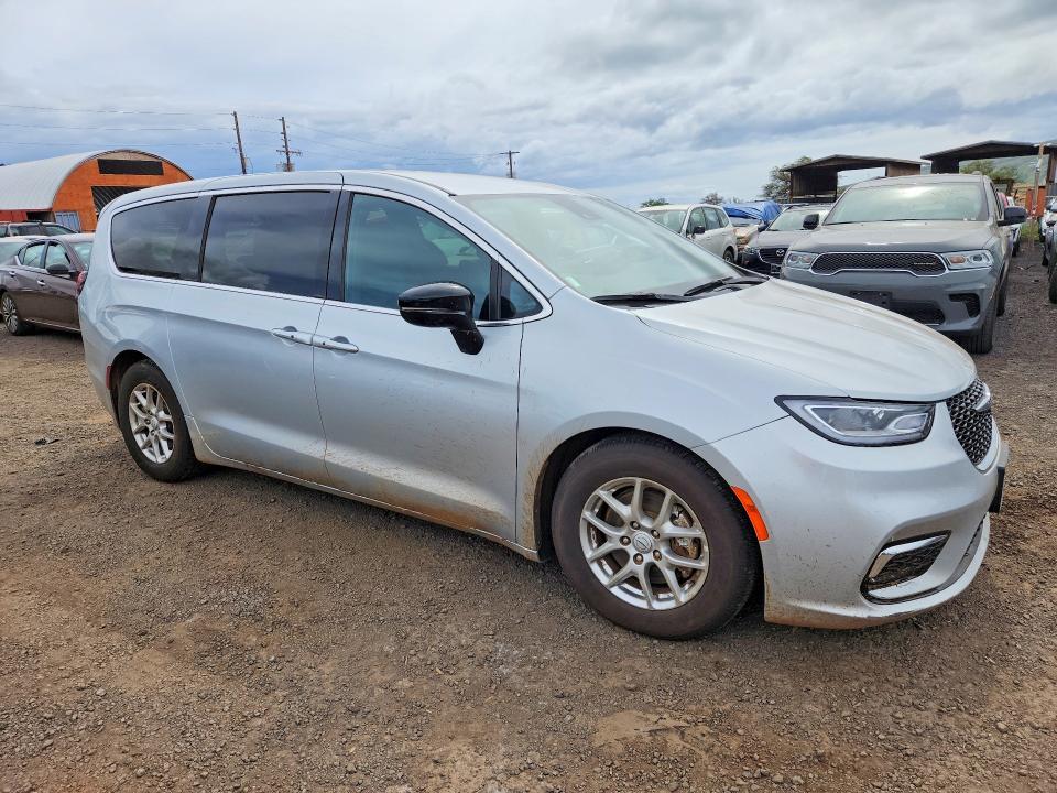 2026 Chrysler Pacifica
