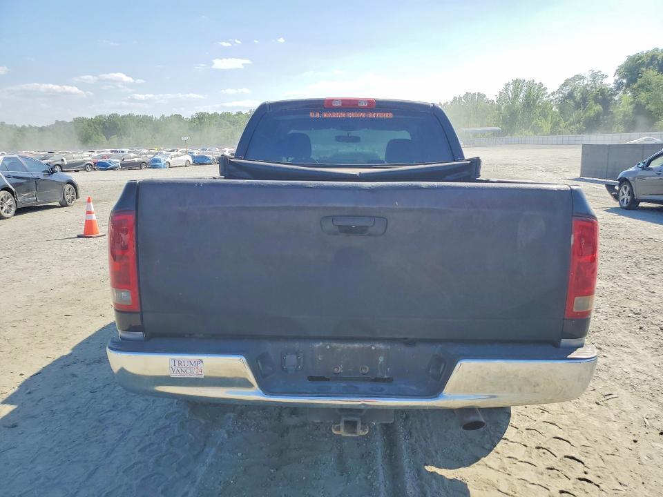 2004 Dodge RAM 1500 ST