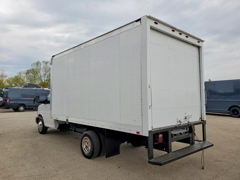 2014 Chev Express Cutaway