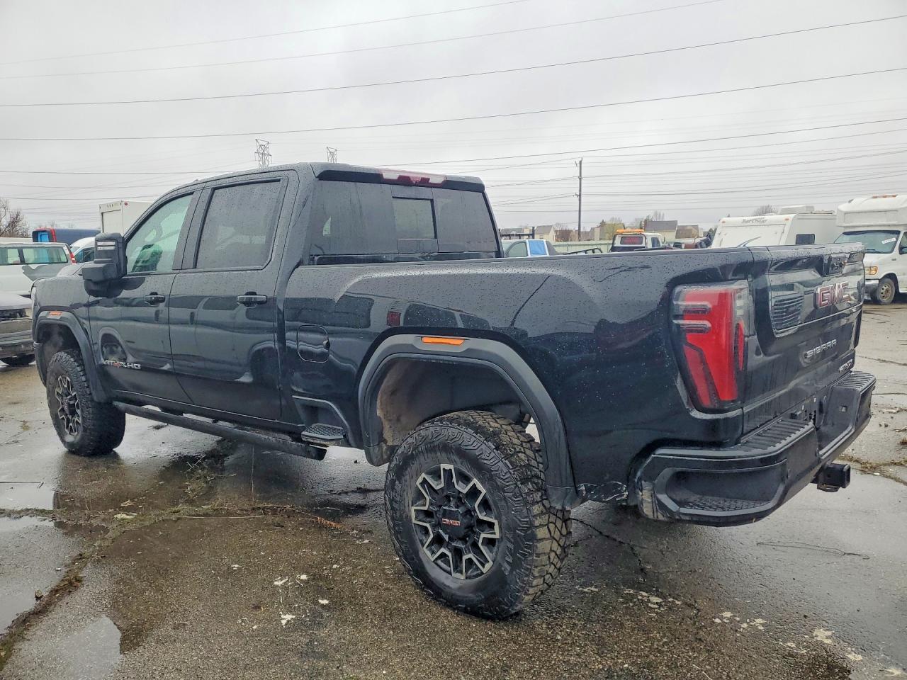 2024 GMC Sierra K2500 AT4X
