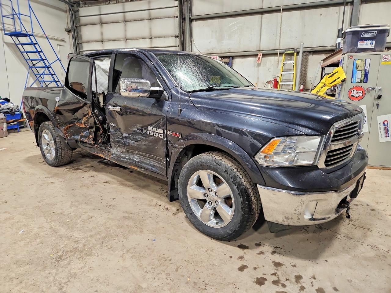 2015 Dodge RAM 1500 SLT