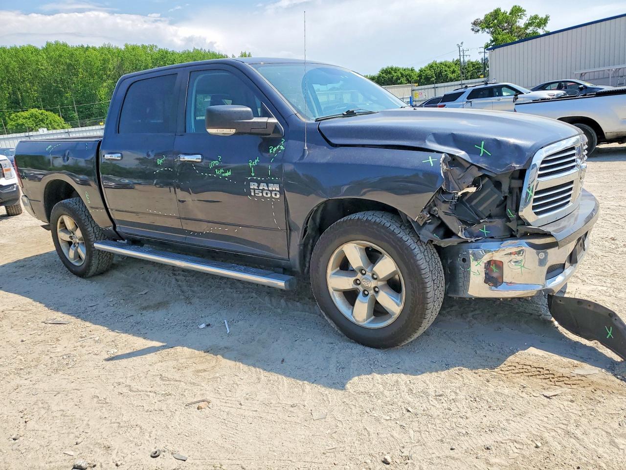 2017 Dodge RAM 1500 SLT