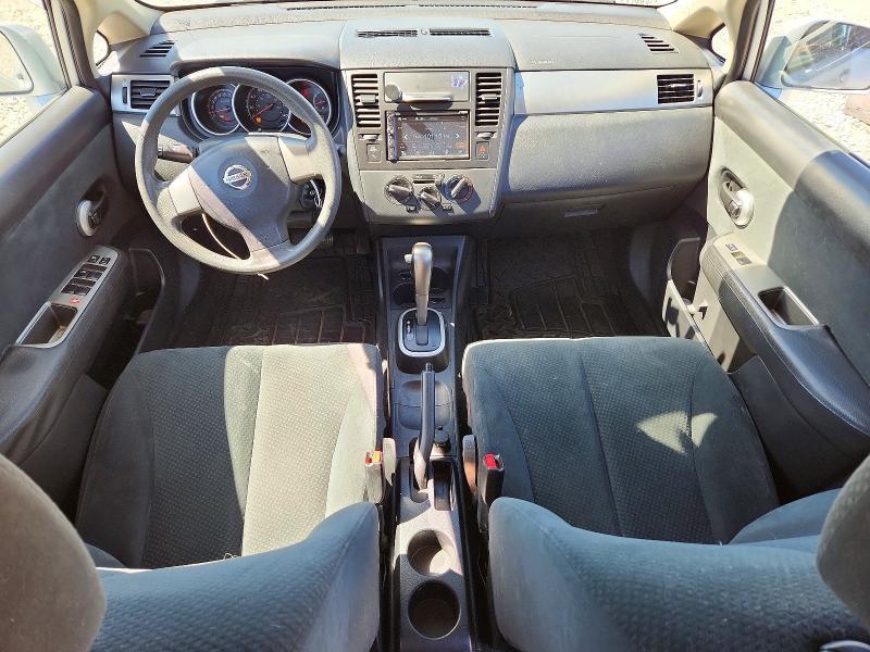 2011 Nissan Versa 1.8 s