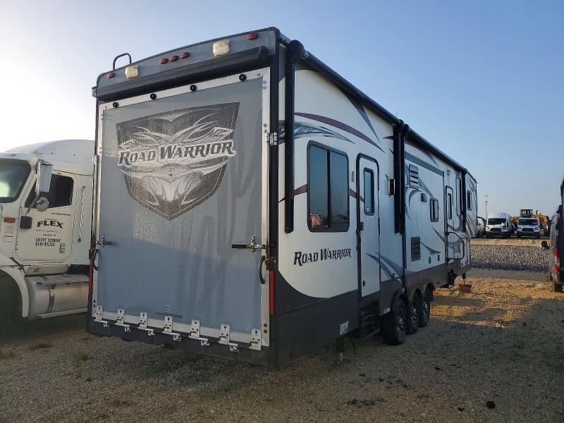 2014 Heartland Road Warrior Camper