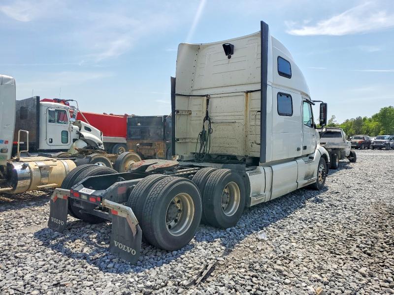 2020 Volv O VNL Semi Truck