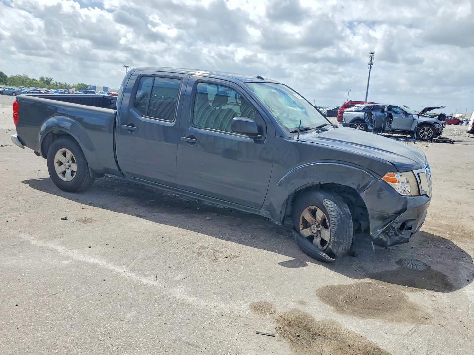 2013 Nissan Frontier sv