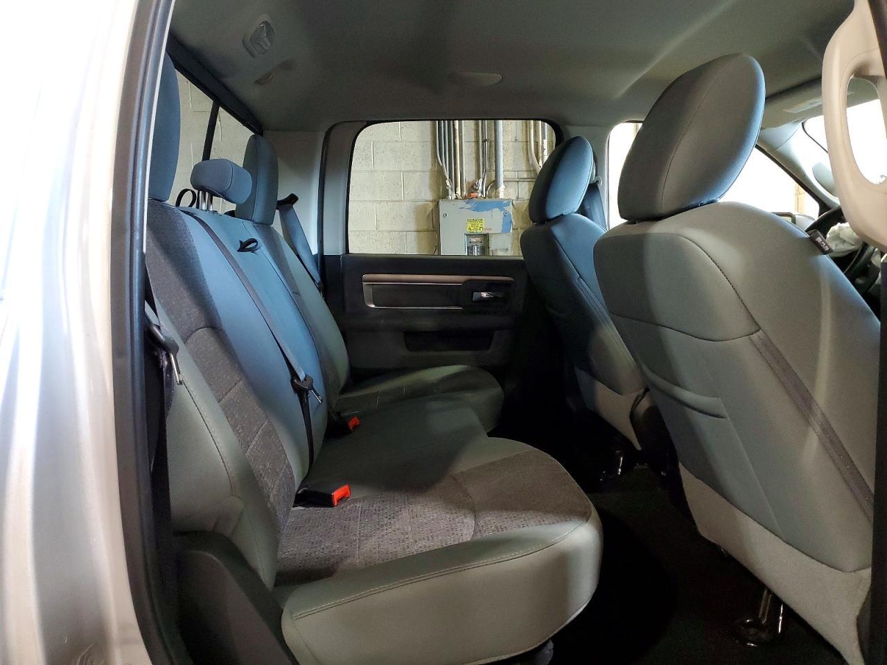 2016 Dodge RAM 1500 SLT