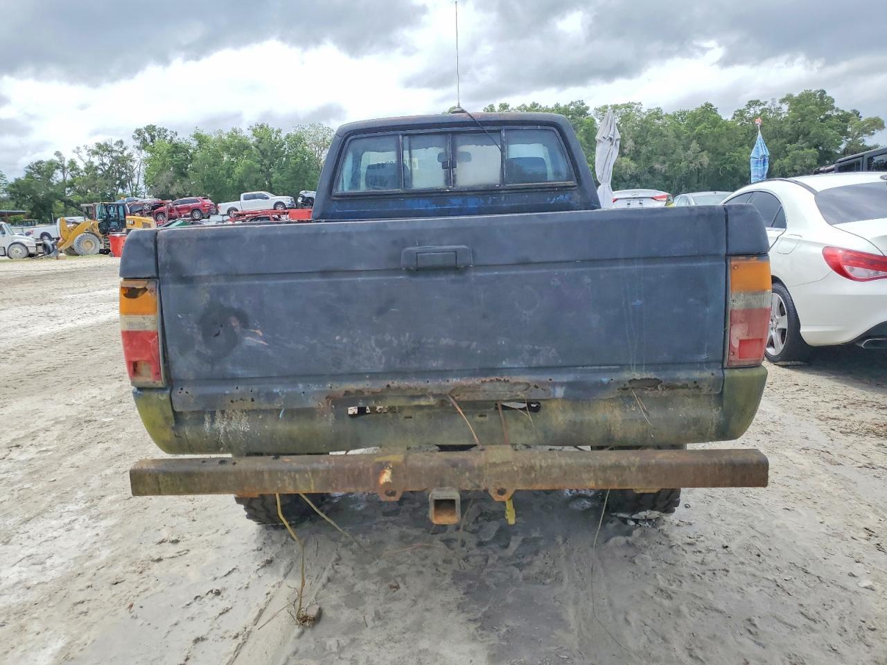 1986 Toyota Pickup SR5