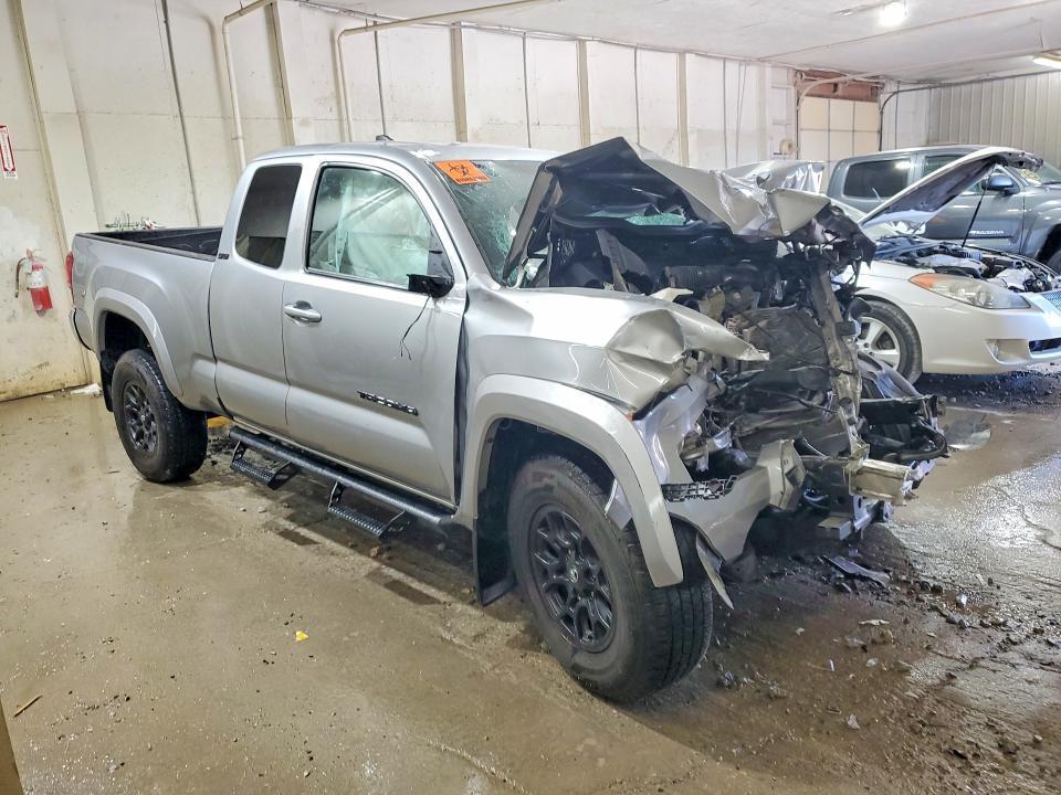 2020 Toyota Tacoma SR5 V6