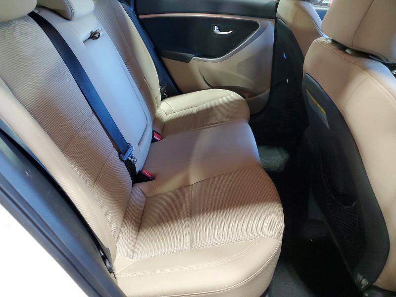 2013 Hyundai Elantra gt Base