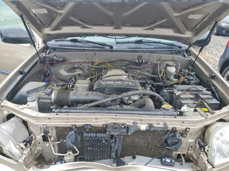 2002 Toyota Tundra SR5 V8