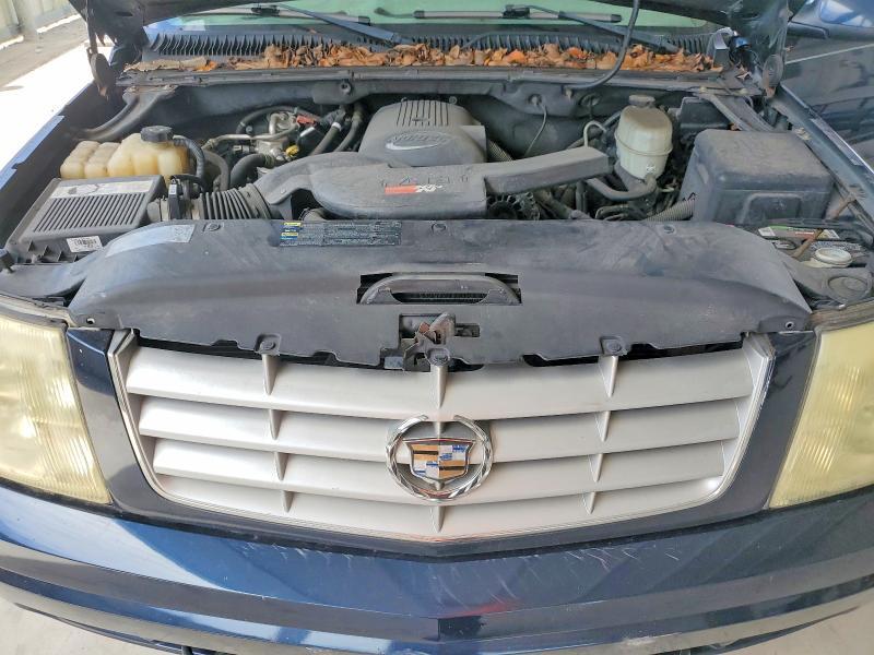 2004 Cadillac Escalade Luxury