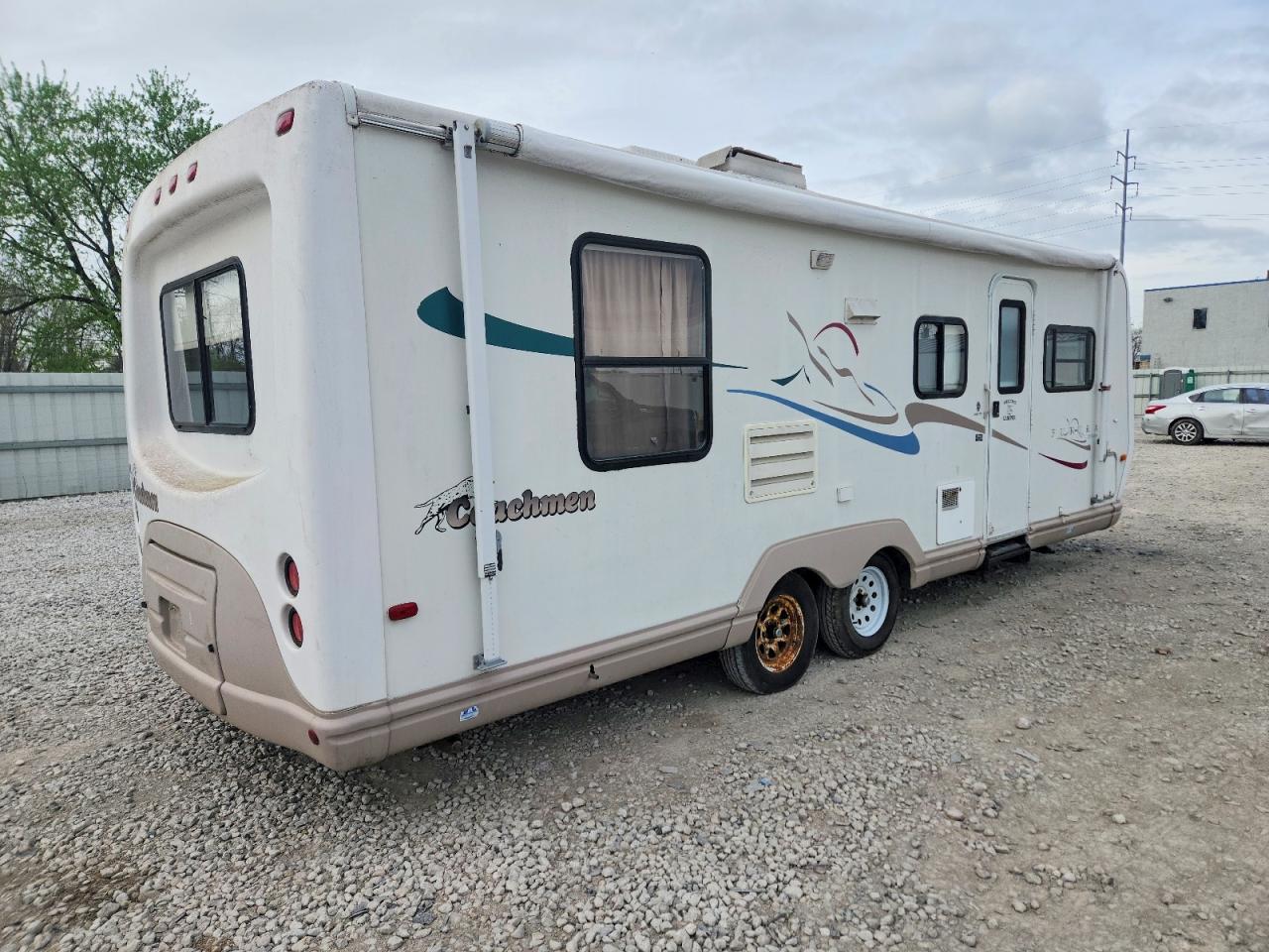 2000 Coachmen Camper