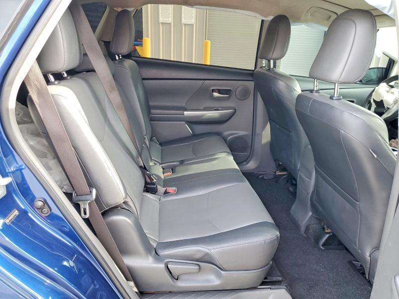 2012 Toyota Prius v Five