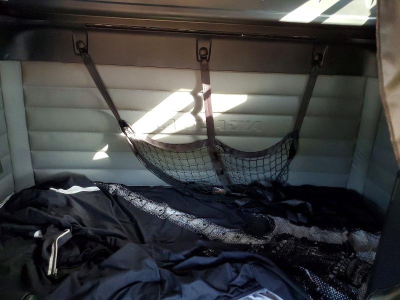 2020 Freightliner Cascadia 126 Semi Truck