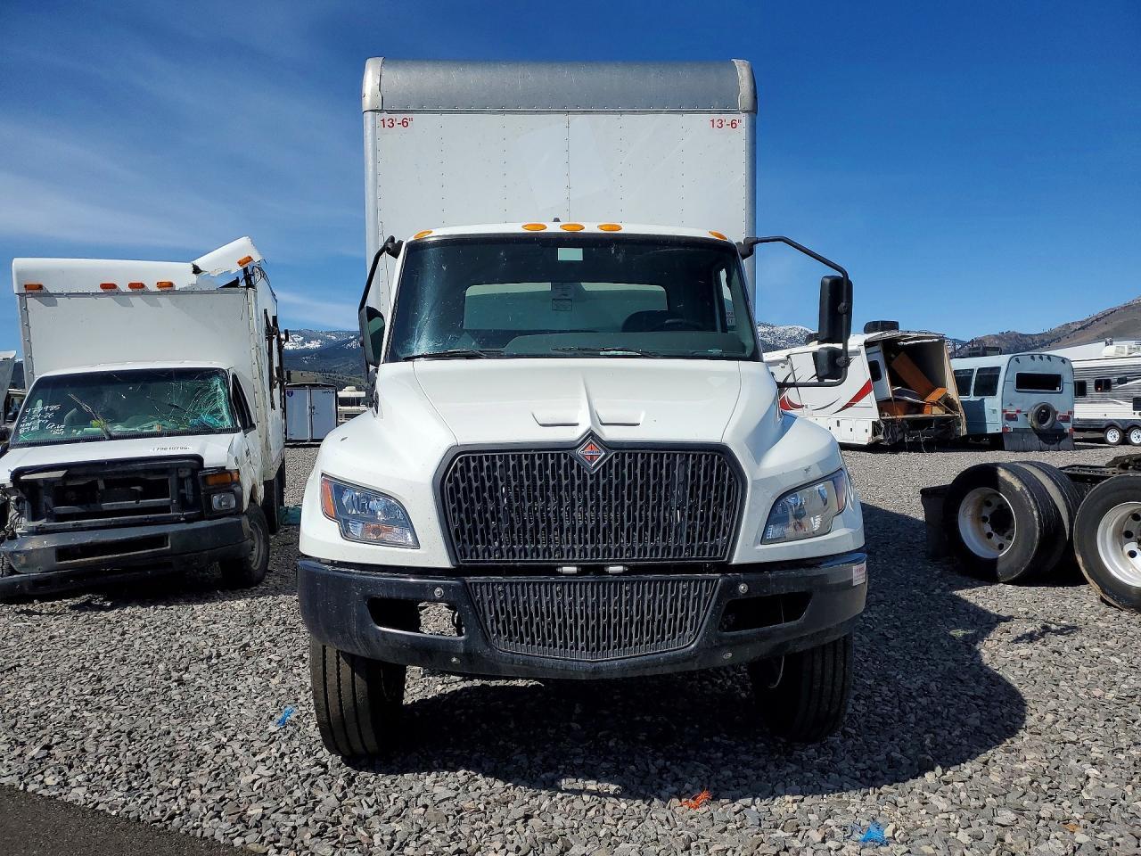 2024 International MV607 BOX Truck