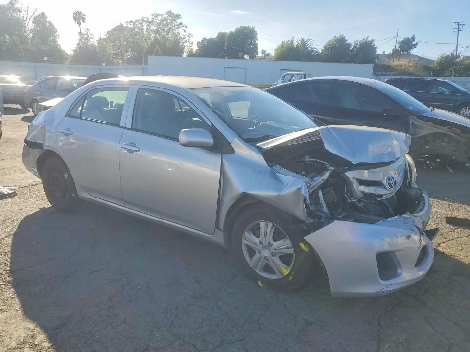 2012 Toyota Corolla l