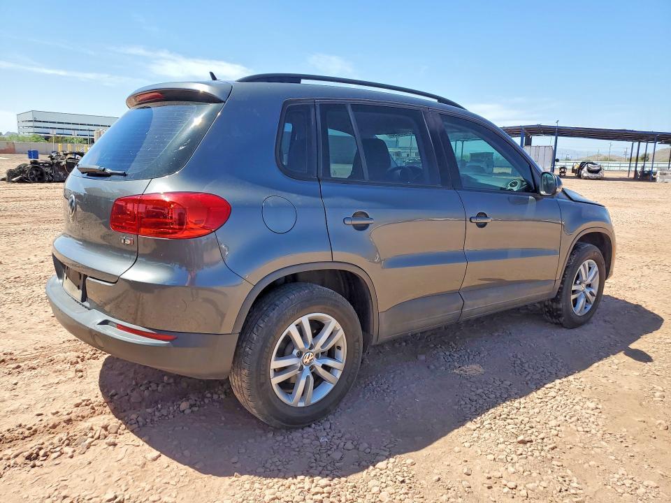 2016 Volkswagen Tiguan s